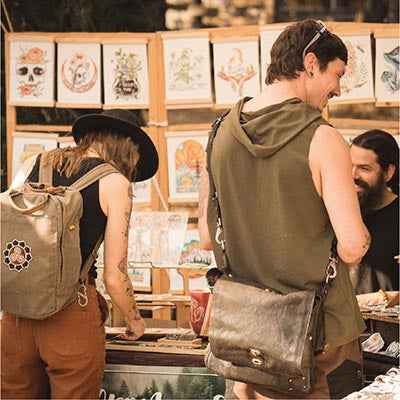 Vendor and shoppers